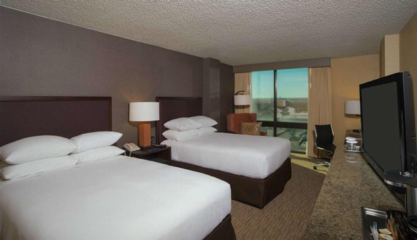 DoubleTree by Hilton San Antonio Airport image 14